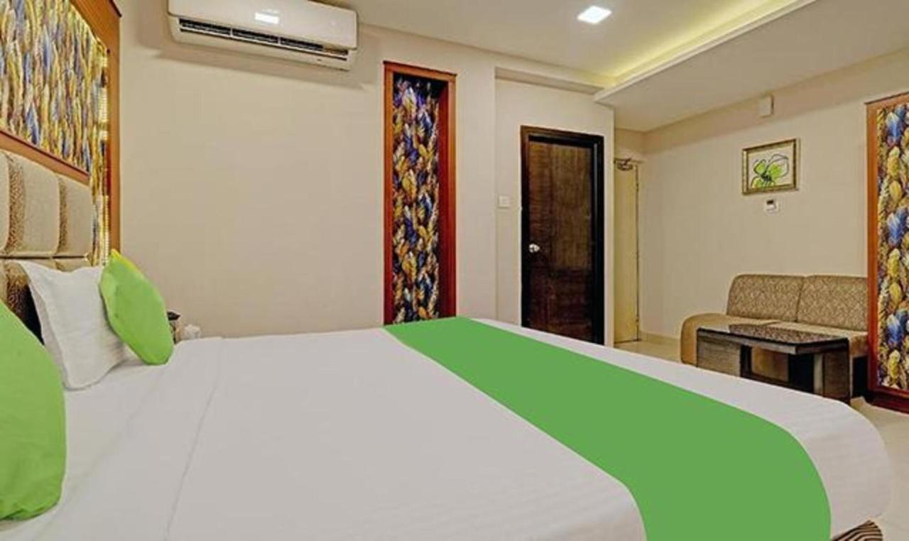 Pine Tree Boutique Hotel Ченнаи Экстерьер фото
