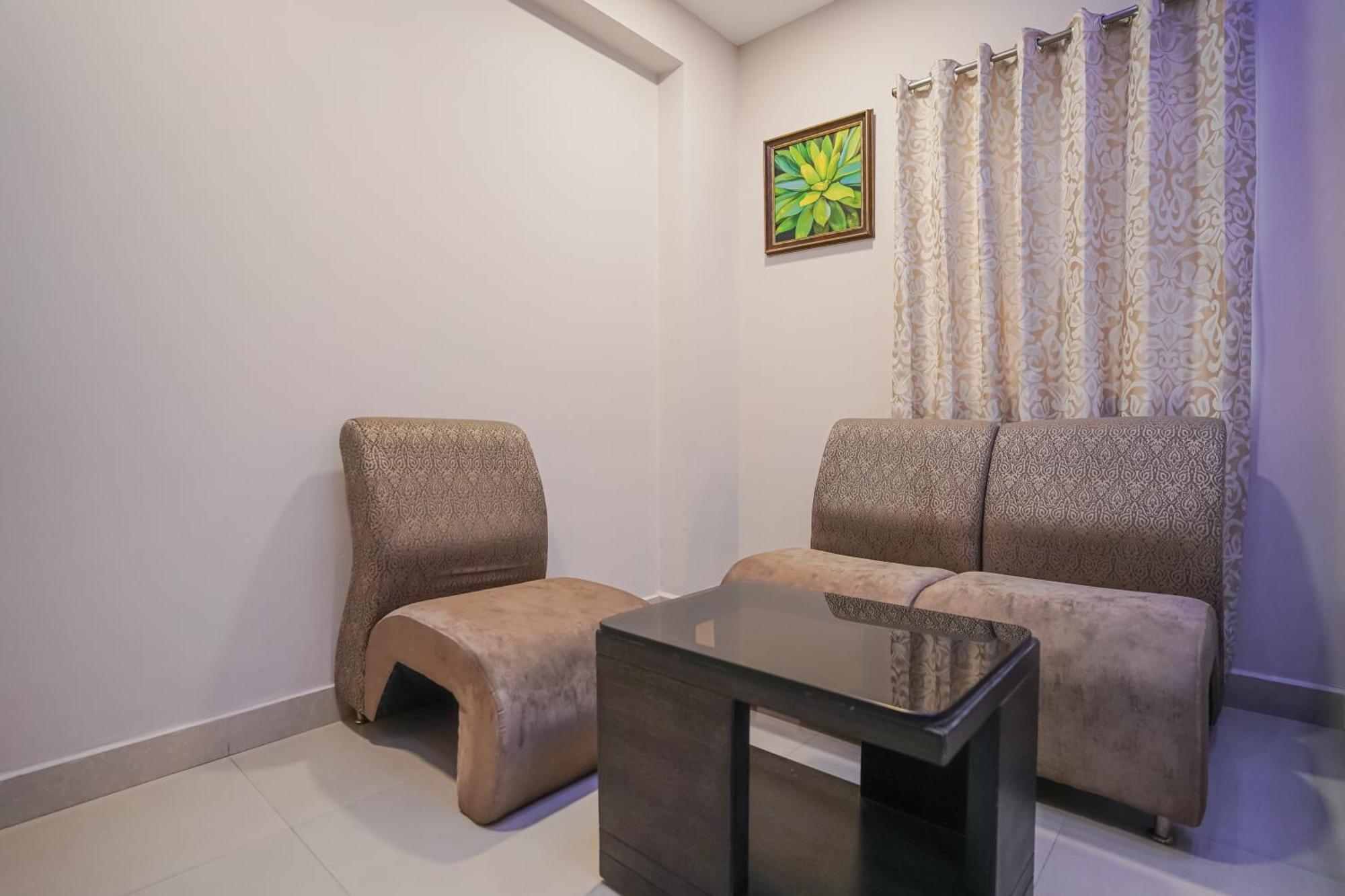 Pine Tree Boutique Hotel Ченнаи Экстерьер фото